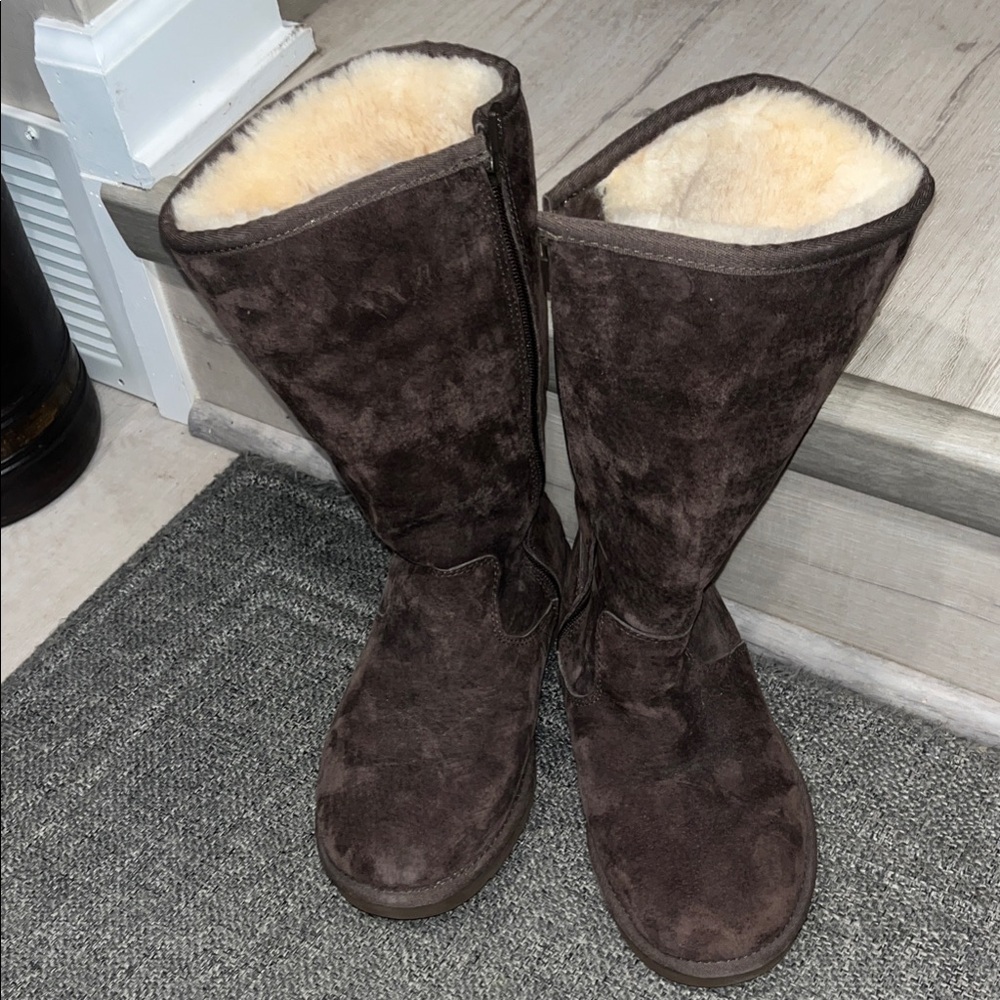 UGG SUMNER Dark Brown Suede Boots 6